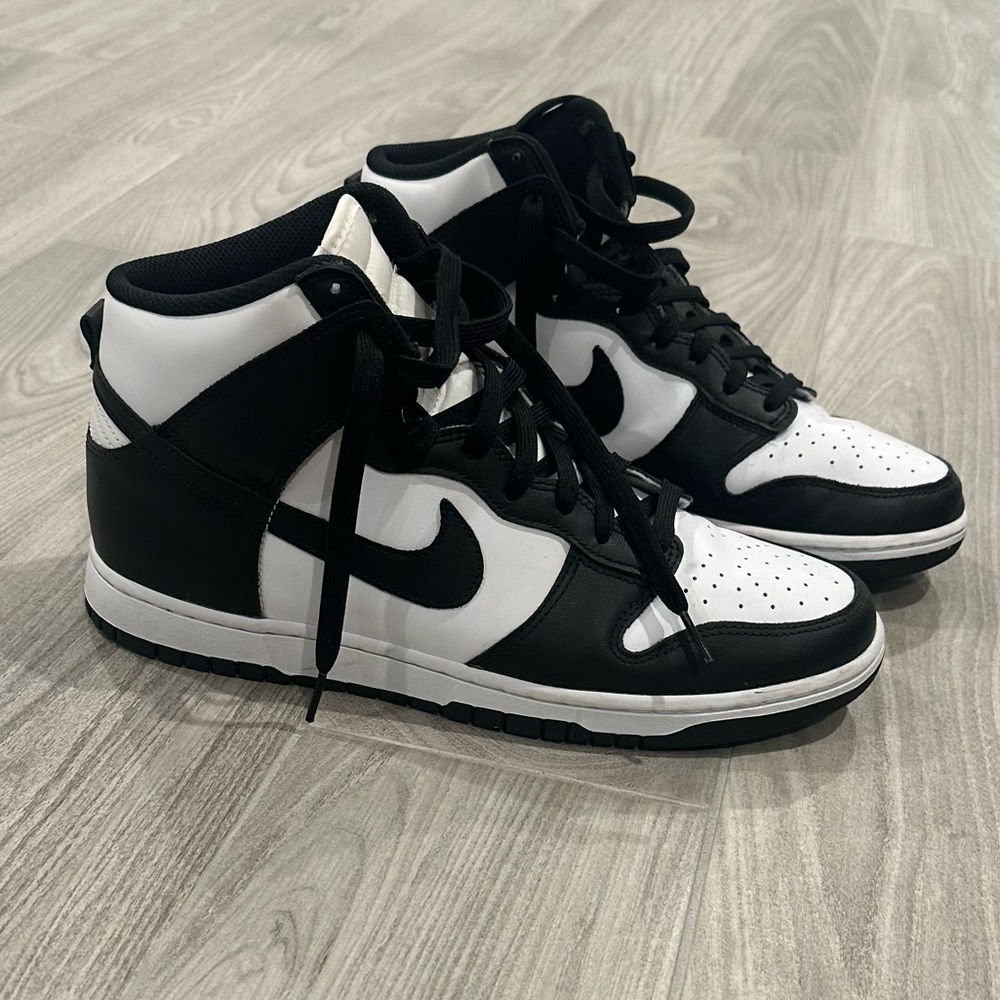 Nike Dunk Hi Men’s Black White Size 11 US